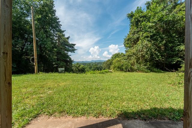 Yard and mountain view from the lower patio
